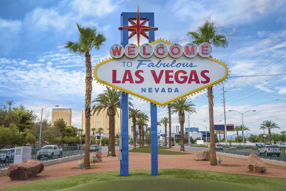 Welcome to Fabulous Las Vegas sign